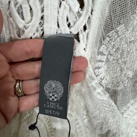 Vince Camuto Leaf Lace Topper Womens One Size OS White Sheer Lace V Neck NEW - Picture 7 of 10